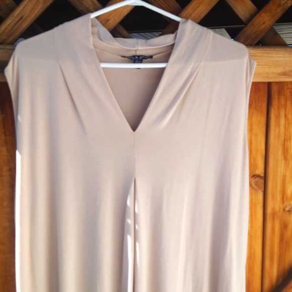 ⭐️Cable and Gauge Cream shirt - Picture 2 of 8